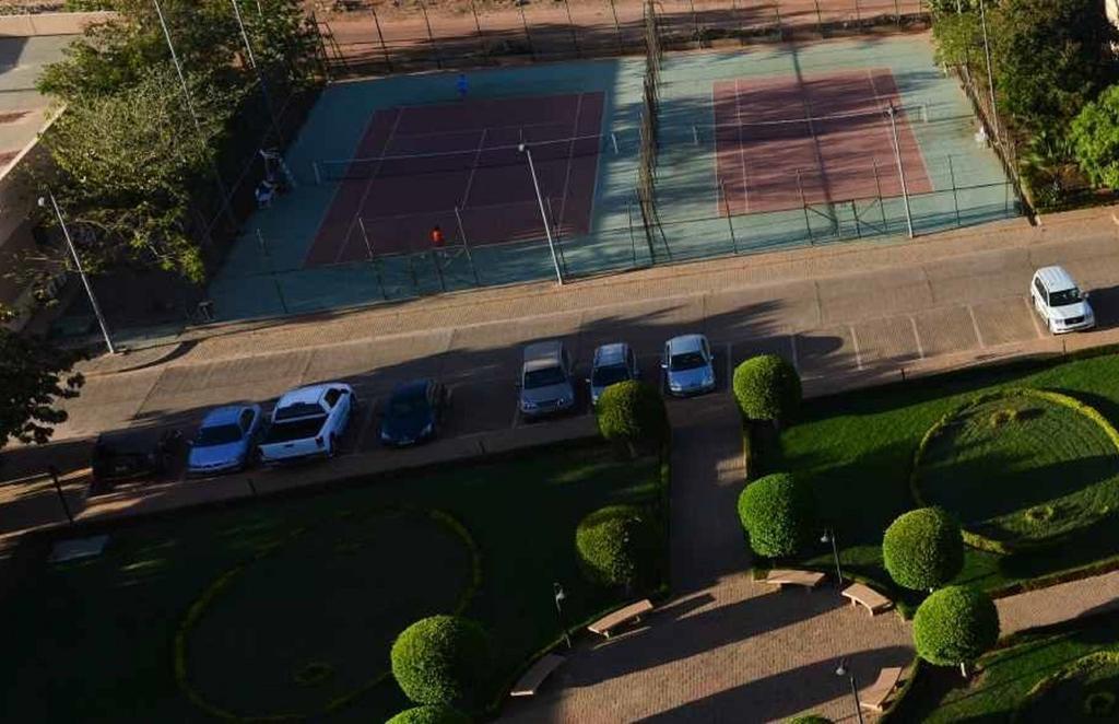 Lancaster Ouaga 2000 Otel Ouagadougou Dış mekan fotoğraf