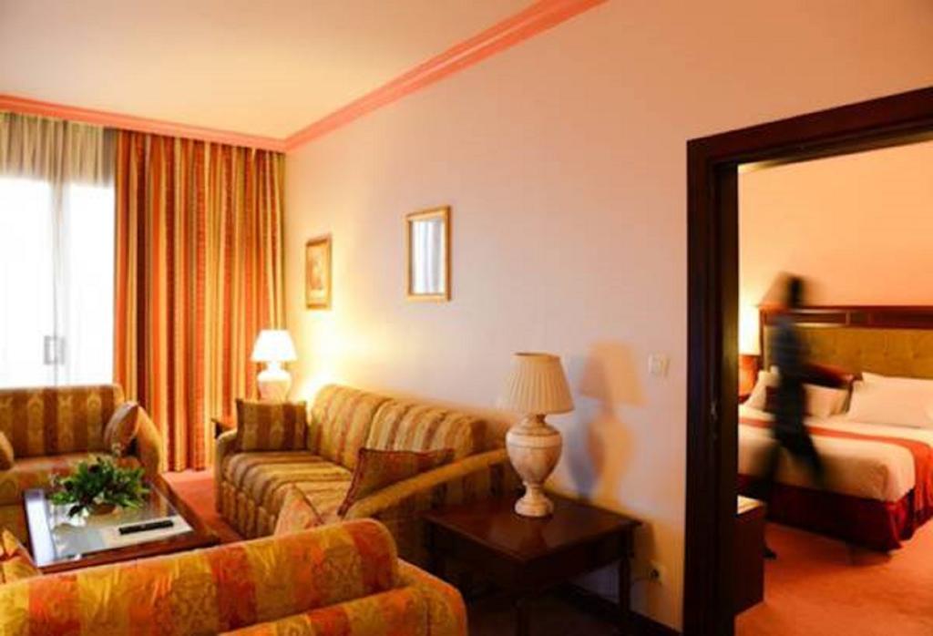 Lancaster Ouaga 2000 Otel Ouagadougou Dış mekan fotoğraf